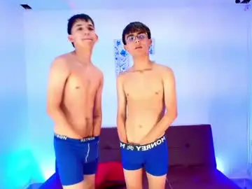 Chaturbate Adult Webcams of chillbicrew
