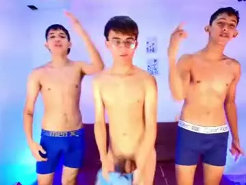 Chaturbate Private Sex Chat of chillbicrew