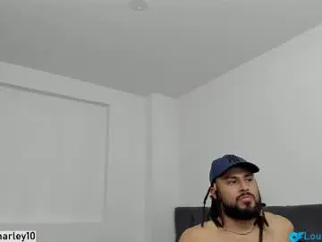 Chaturbate Live Sex Cam of louis_marley_