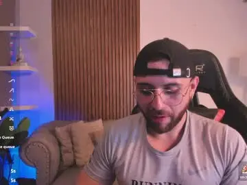 Chaturbate Live Porn of maximo_wolf1