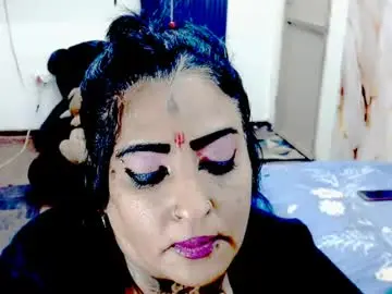 Chaturbate Best live sex cam show of indiancatz2