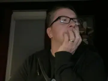 Chaturbate Live Porn of wintyr