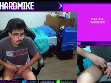 Chaturbate Live Sex Cam of harddmikee