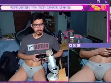 Chaturbate Live Sex Cam of harddmikee