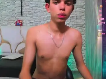 Chaturbate Sex Chat of keahi_tay