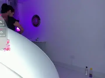 Chaturbate Live Sex Cam of korarousee