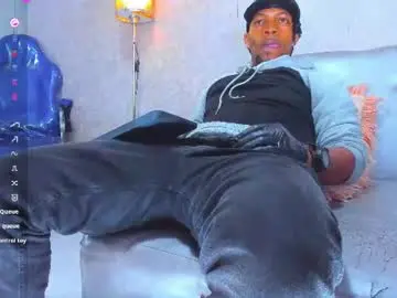 Chaturbate Live Porn of ricobrown777
