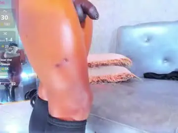 Chaturbate Adult Webcam of ricobrown777