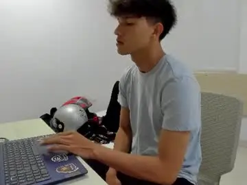 Chaturbate Best live sex cam show of yizus_bonz