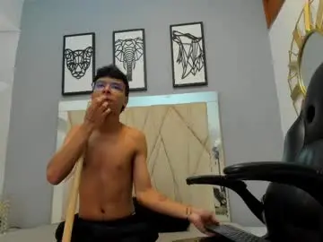 Chaturbate Free Porn Cam of adams_bobby