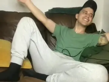 Chaturbate Live Porn of camdoattitude