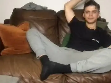 Chaturbate Live Sex Cam of camdoattitude