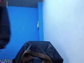 Chaturbate Best live sex cam show of carolinhe_