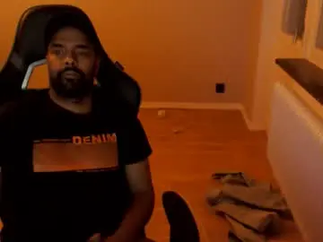 Chaturbate Free Live Porn of dan_the_man43