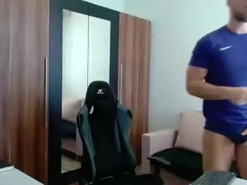 Chaturbate Best live sex cam show of darius_94