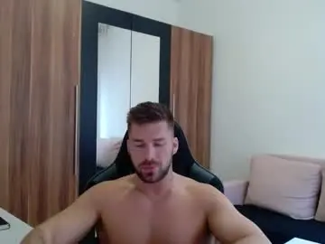 Chaturbate Sex Chat of darius_94