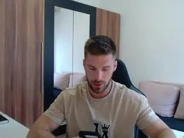 Chaturbate Best live sex cam show of darius_94