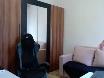 Chaturbate Live Sex of darius_94