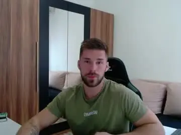 Chaturbate Sex Chat of darius_94