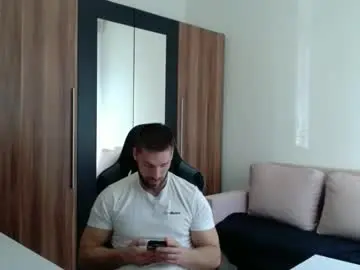 Chaturbate Nude Webcam of darius_94