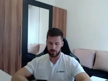 Chaturbate Sex Cam of darius_94