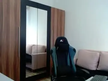 Chaturbate Watch Live Sex Cams of darius_94