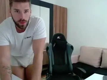 Chaturbate Sex Cam of darius_94