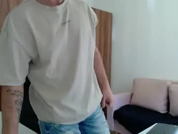 Chaturbate Adult Webcam of darius_94