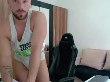 Chaturbate Free Porn Cam of darius_94