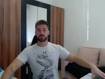 Chaturbate Adult Webcams of darius_94