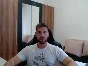 Chaturbate Nude Webcam of darius_94