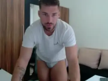 Chaturbate Watch Live Sex Cams of darius_94