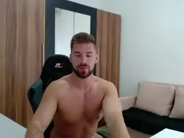 Chaturbate Sex Cam of darius_94