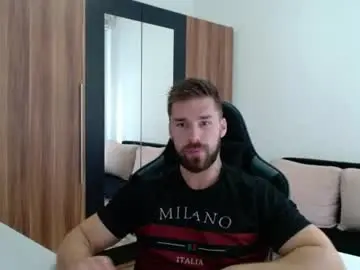 Chaturbate Sex Cam of darius_94