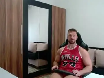 Chaturbate Sex Chat of darius_94