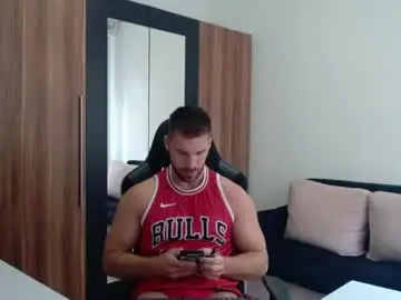 Chaturbate Best live sex cam show of darius_94