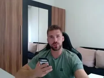 Chaturbate Adult Webcams of darius_94