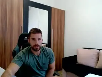 Chaturbate Nude Webcam of darius_94