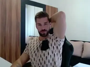 Chaturbate Live Porn of darius_94