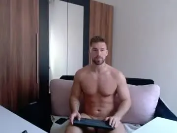 Chaturbate Adult Video Chat of darius_94