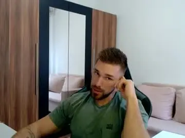 Chaturbate Free Live Porn of darius_94