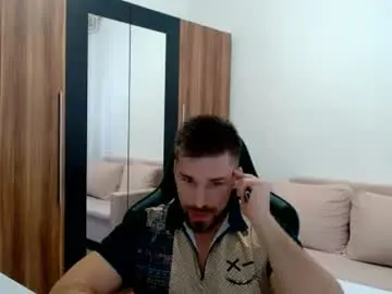 Chaturbate Live Sex Cam of darius_94