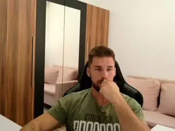 Chaturbate Sex Chat of darius_94