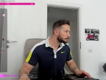 Chaturbate Live Porn of hard_chriss