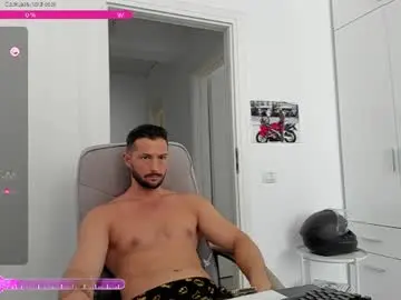 Chaturbate Sex Cam of hard_chriss