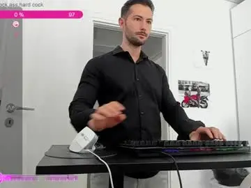 Chaturbate Free Porn Cam of hard_chriss