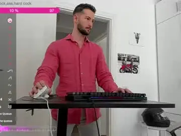 Chaturbate Live Sex Cam of hard_chriss