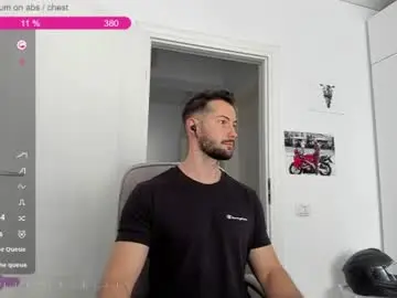 Chaturbate Live Sex Cam of hard_chriss
