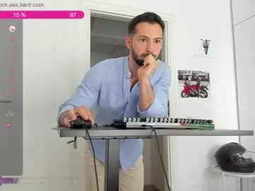 Chaturbate Watch Live Sex Cams of hard_chriss