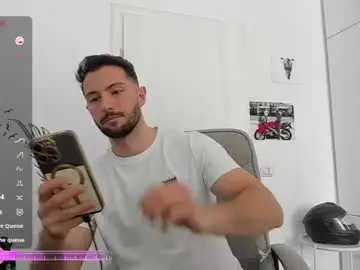 Chaturbate Live Sex Cam of hard_chriss
